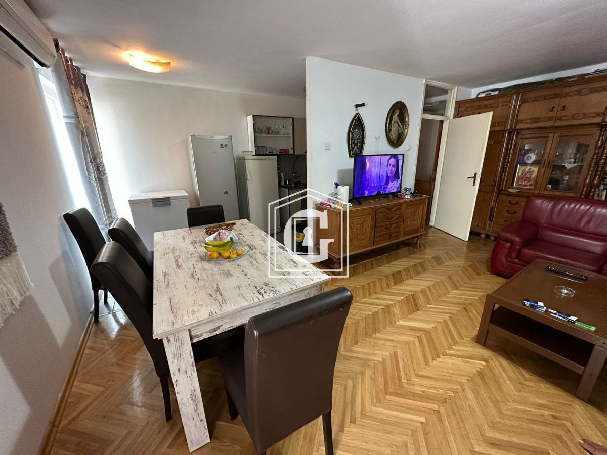 Apartment With 2 Bedrooms!!!