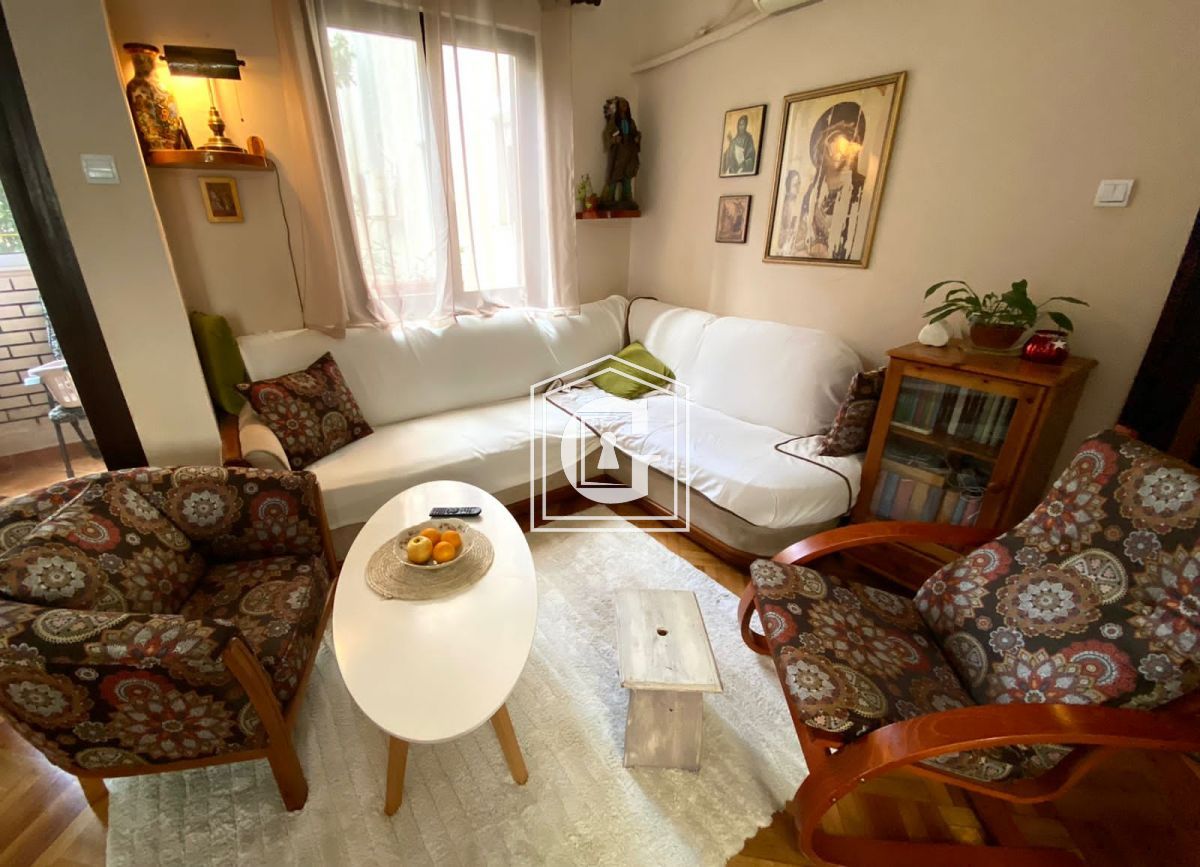 Apartment With 2 Bedrooms Just 5 Minutes From The Center!!!