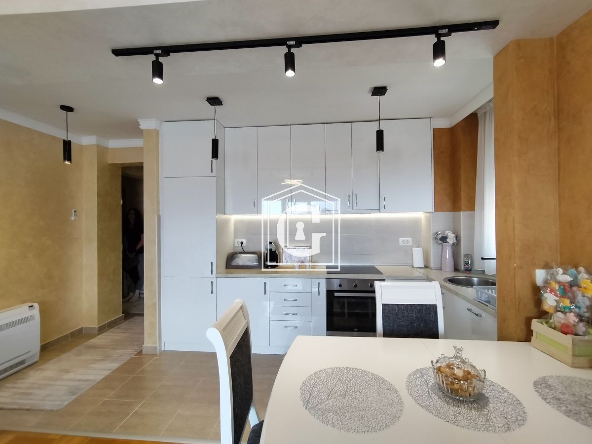 Luxury Apartment With 3 Bedrooms And Sea View!!!