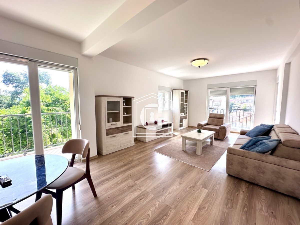 One-Bedroom Apartment In A Luxurious Location!!!