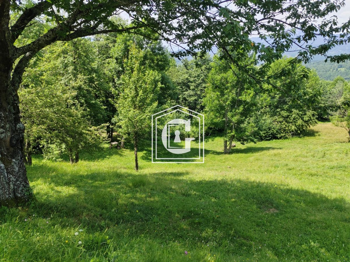 Beautiful Plot In A Quiet Place!