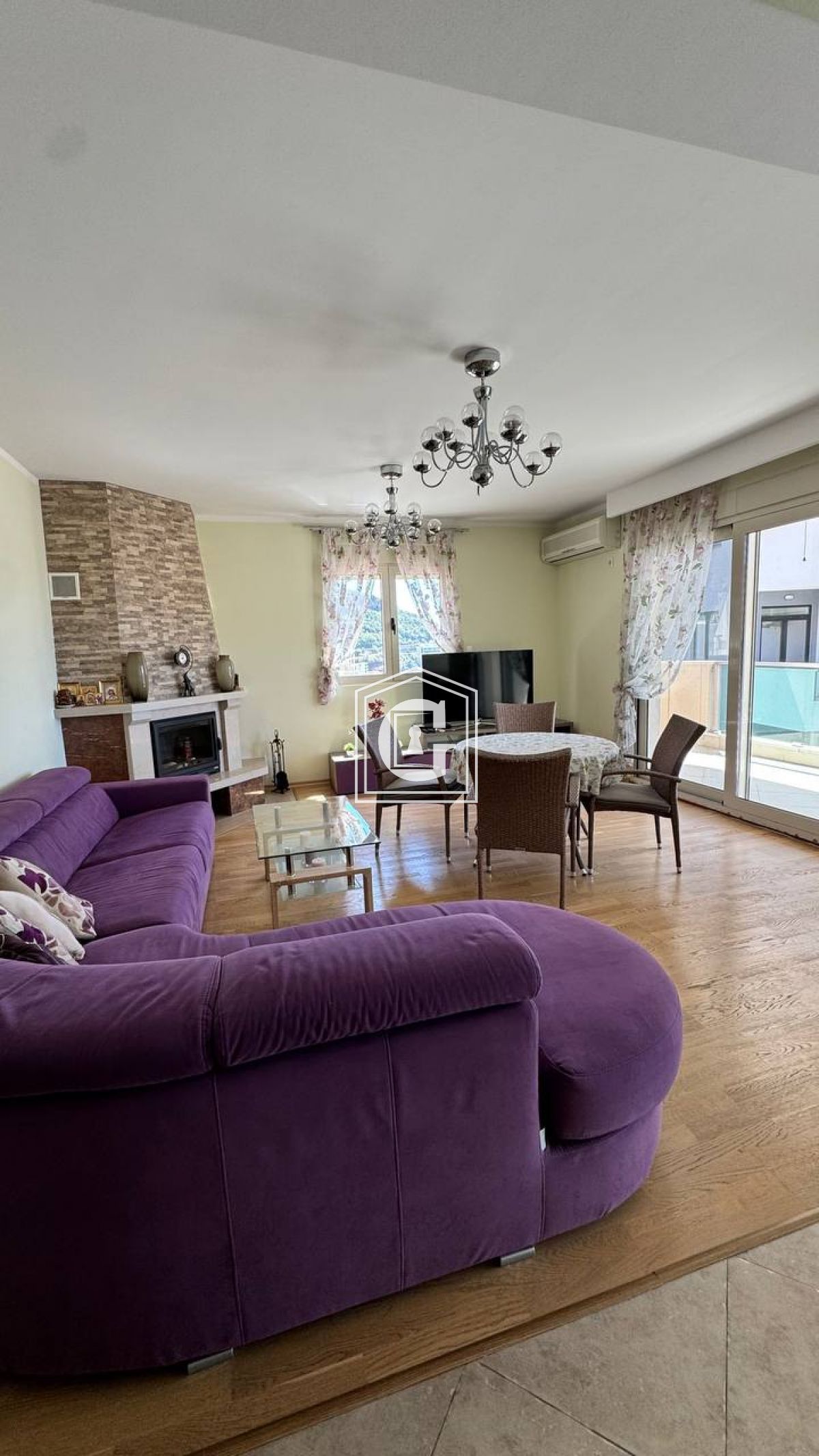Luxurious Apartments In The Heart Of Bečići!!!