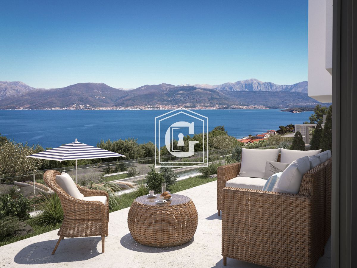 Luxurious Villa With Sea View!!!