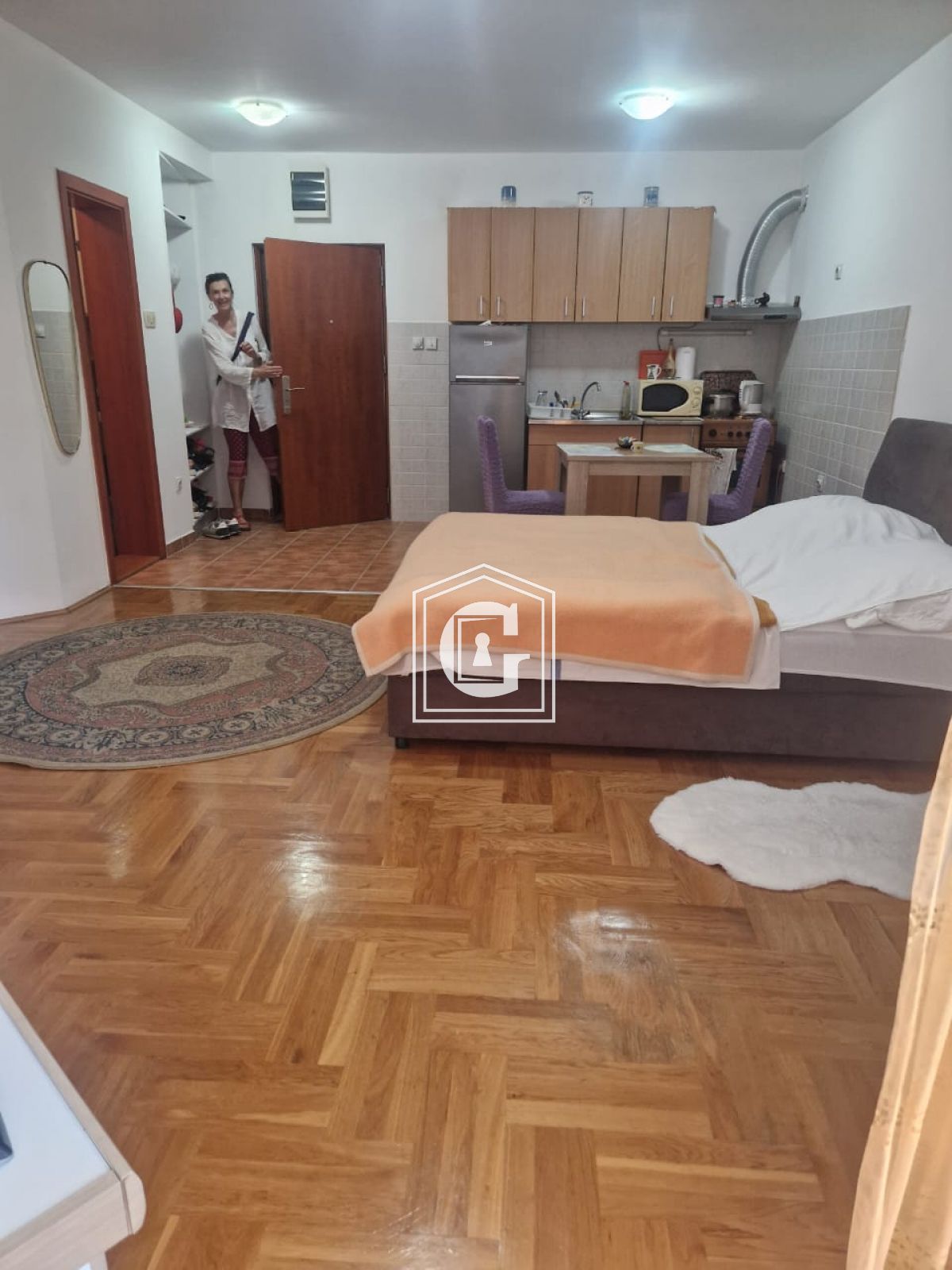 Excellent Studio With Furniture And Appliances!!!
