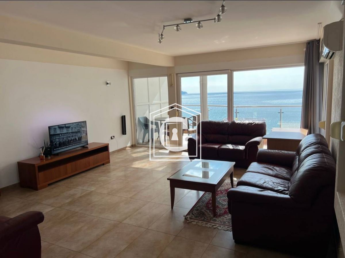 ДВУХУРОВНЕВАЯ КВАРТИРА с 3мя СПАЛЬНЯМИ! ПОТРЯСАЮЩИЙ ВИД на МОРЕ!