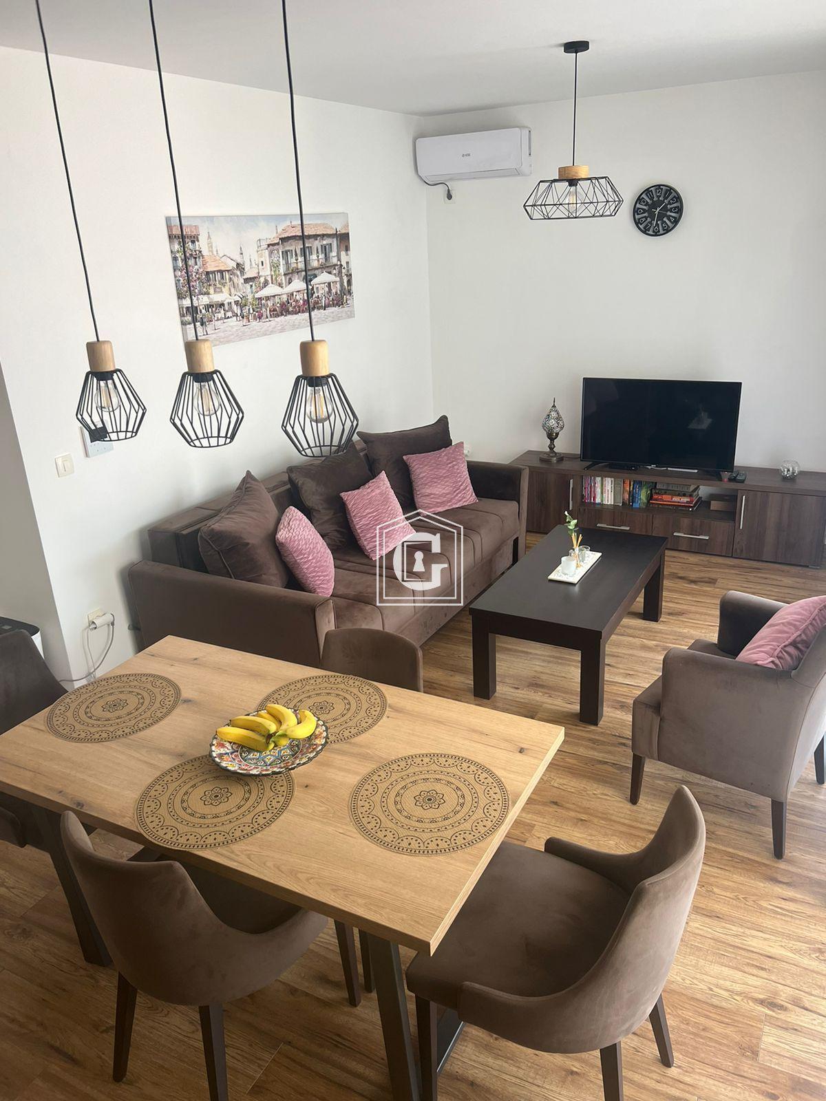 Luxurious apartment with 2 bedrooms turnkey in the city center!!!