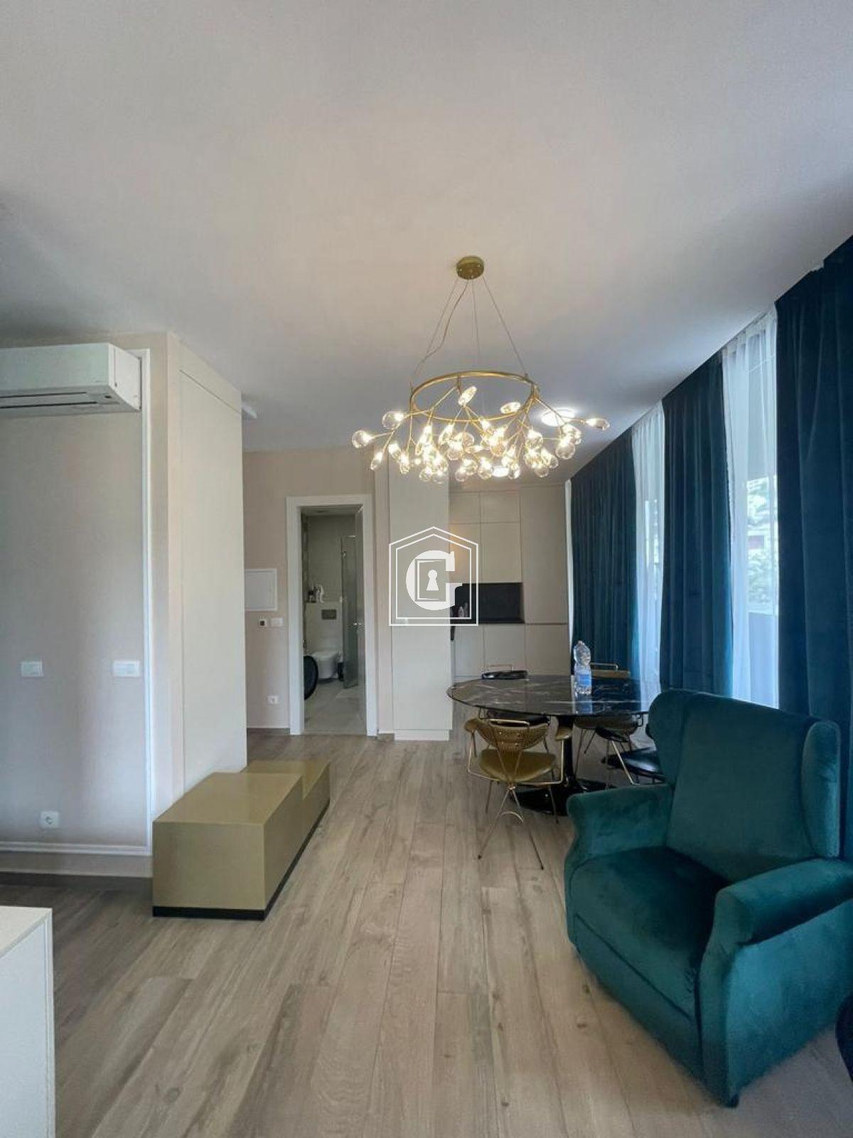 Elite Studio with Terrace in an Amazing Location!!!