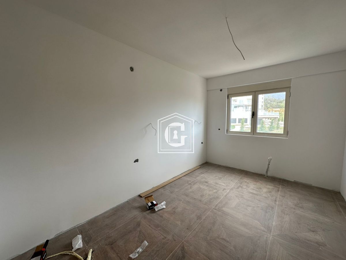 Stan sa 2 spavaće sobe od investitora!!!