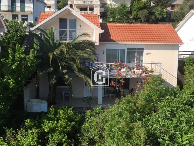 House 120 meters from the sea!!!