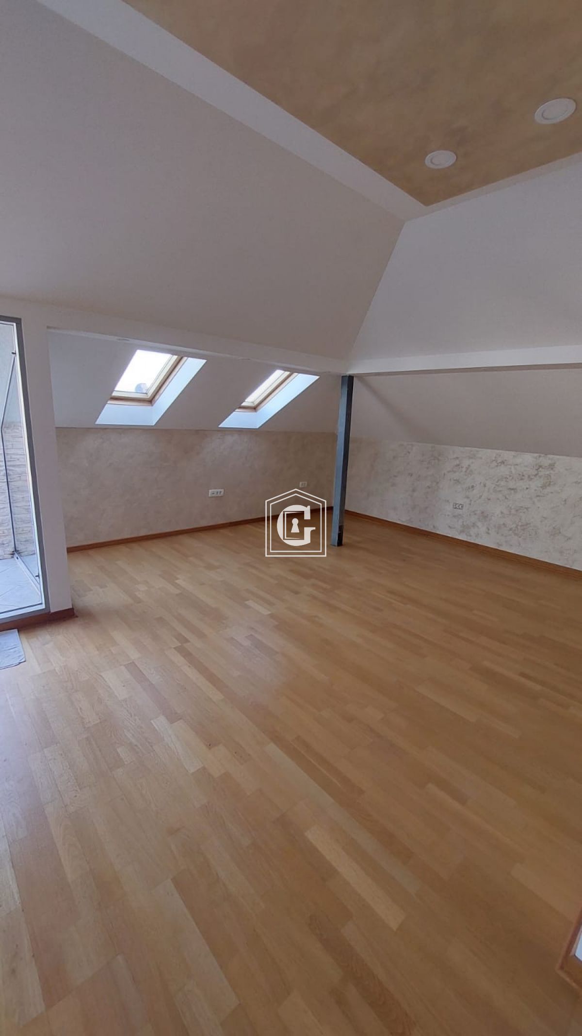 Apartment with 2 bedrooms with a magnificent view of the old city!!!