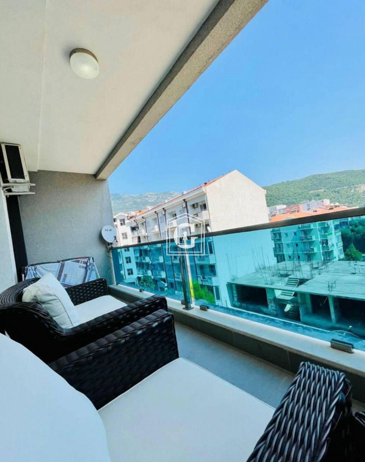 Apartment with 1 bedroom in the center of Budva!!!