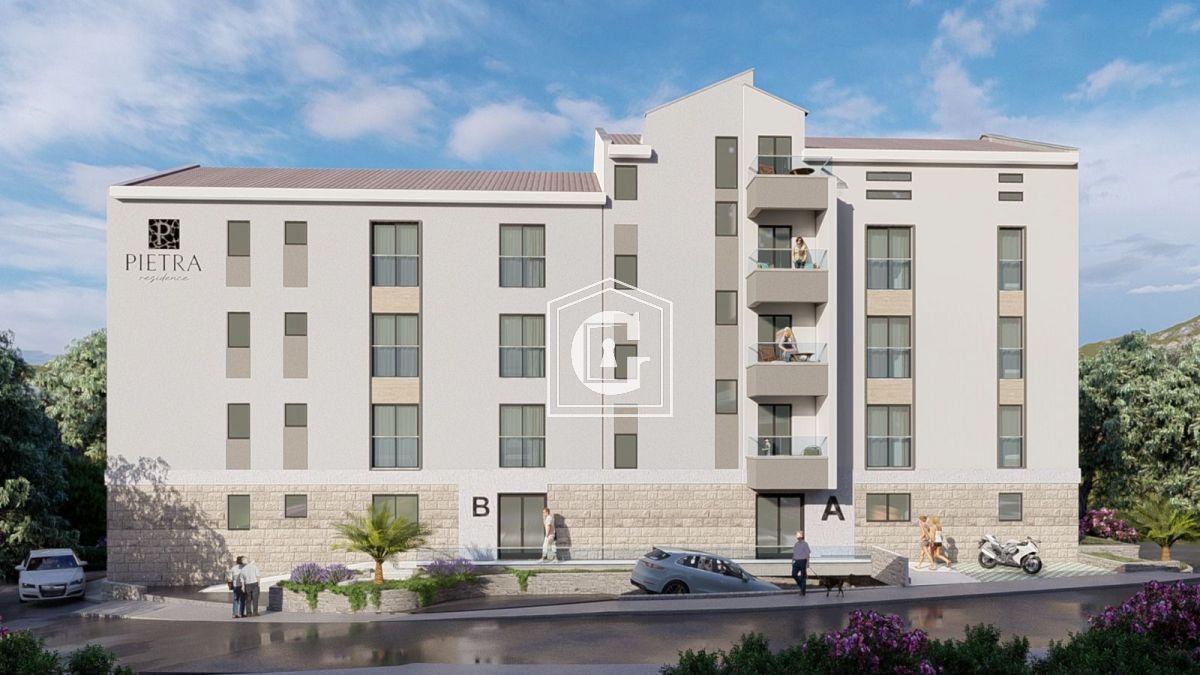 Stan sa 2 spavaće sobe u Budvi!!!