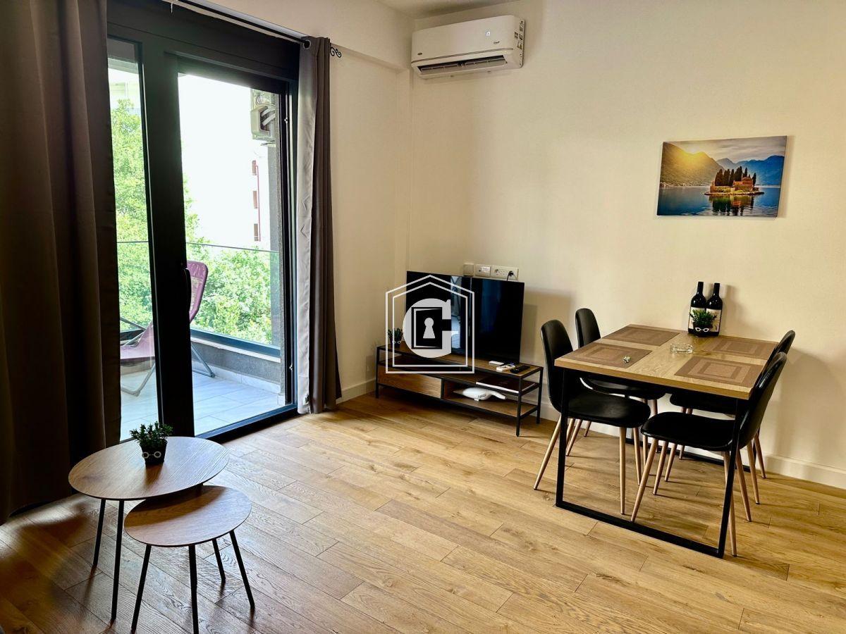 КВАРТИРА С 1й СПАЛЬНЕЙ В ЖИЛОМ КОМПЛЕКСЕ С БАССЕЙНОМ!!!