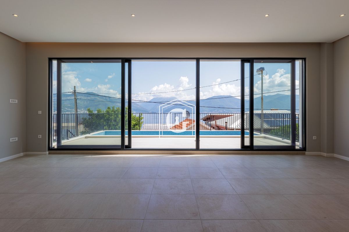 New Villa With Panoramic Sea View From Every Room!