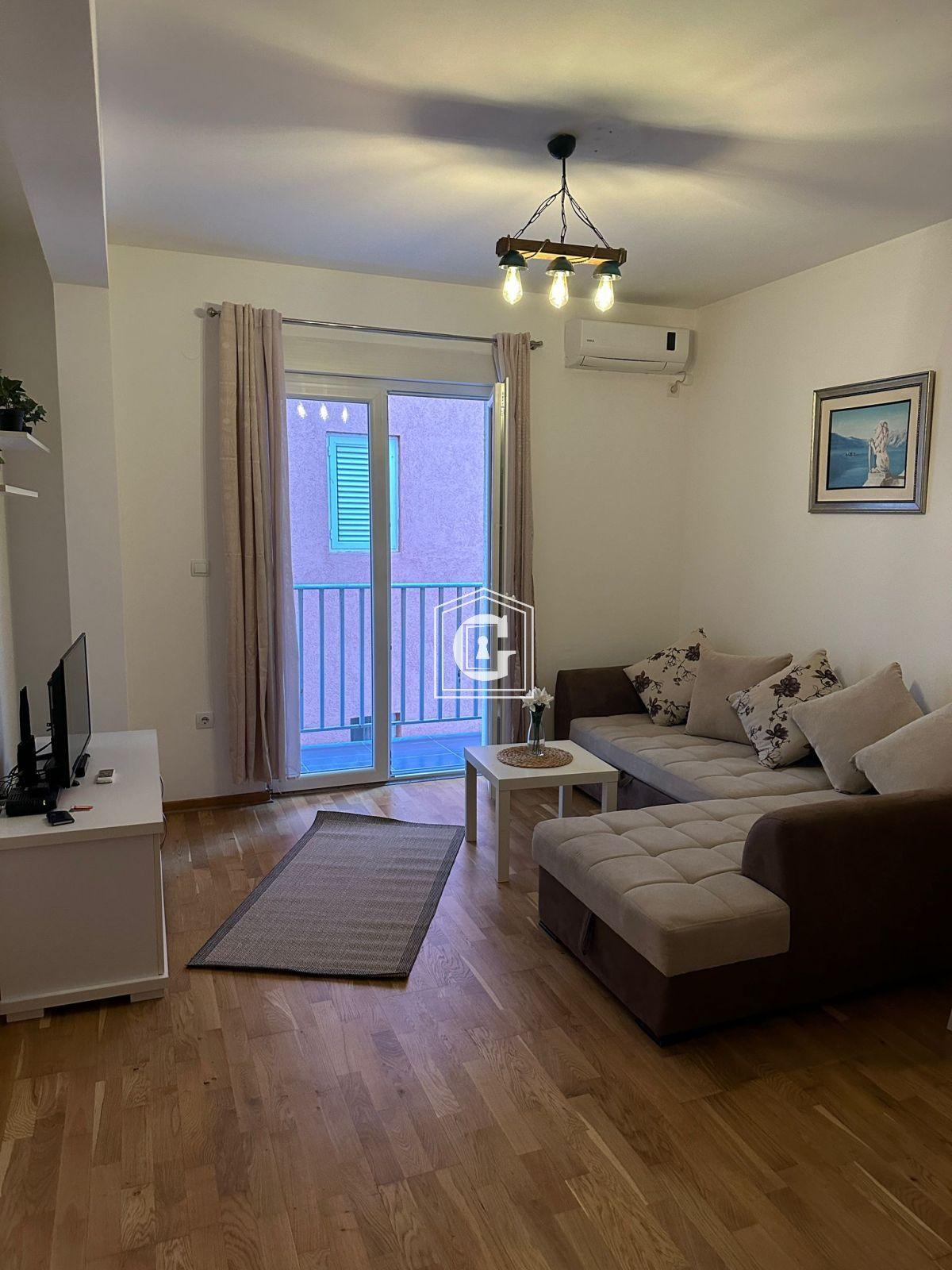 КВАРТИРА с 1ой СПАЛЬНЕЙ В ЦЕНТРЕ БУДВЫ!!!