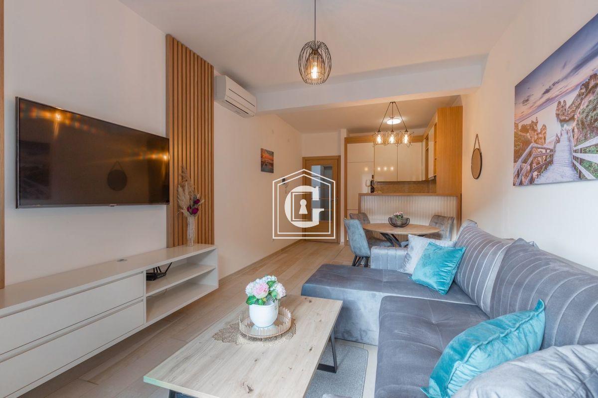 Luxurious apartment with 2 bedrooms!!!