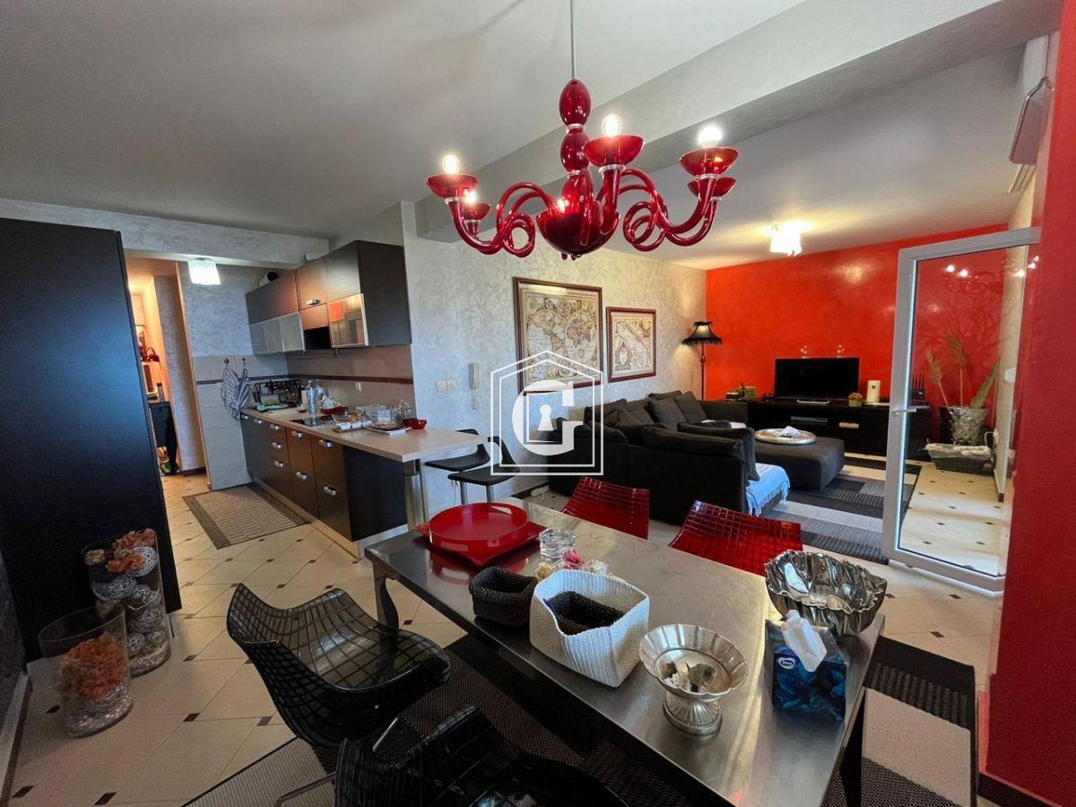 Apartment with 2 bedrooms and a magnificent sea view!!!