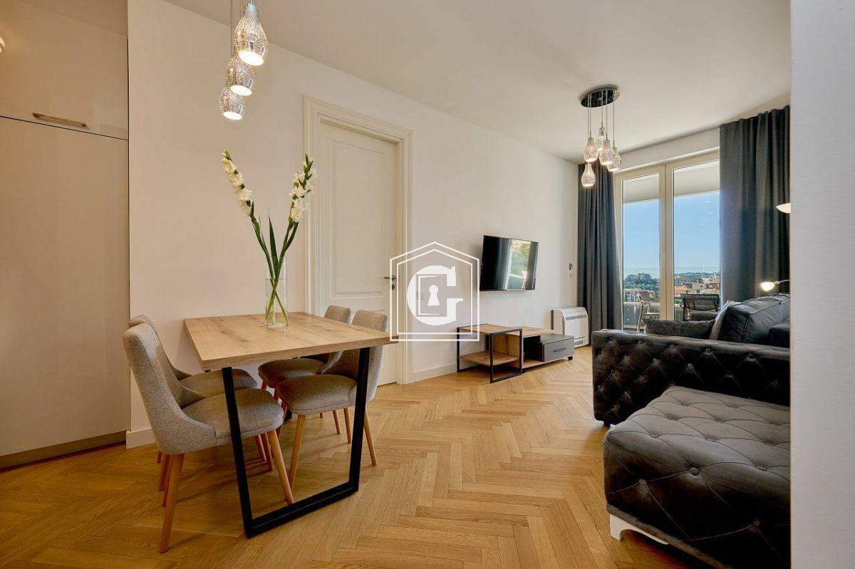 РОСКОШНАЯ КВАРТИРА с 2мя СПАЛЬНЯМИ в прекрасной локации!!!!!!