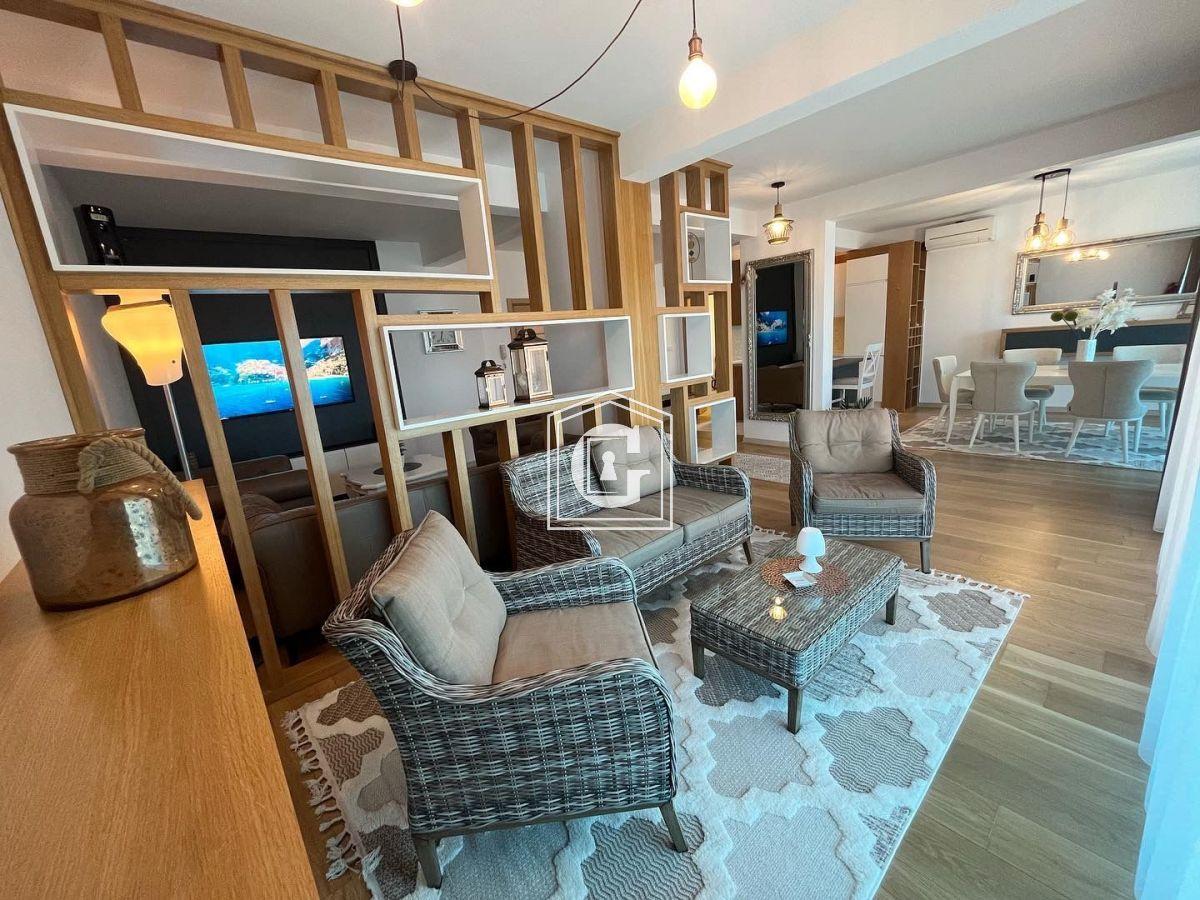 Luxury penthouse with 3 bedrooms!!!!!!