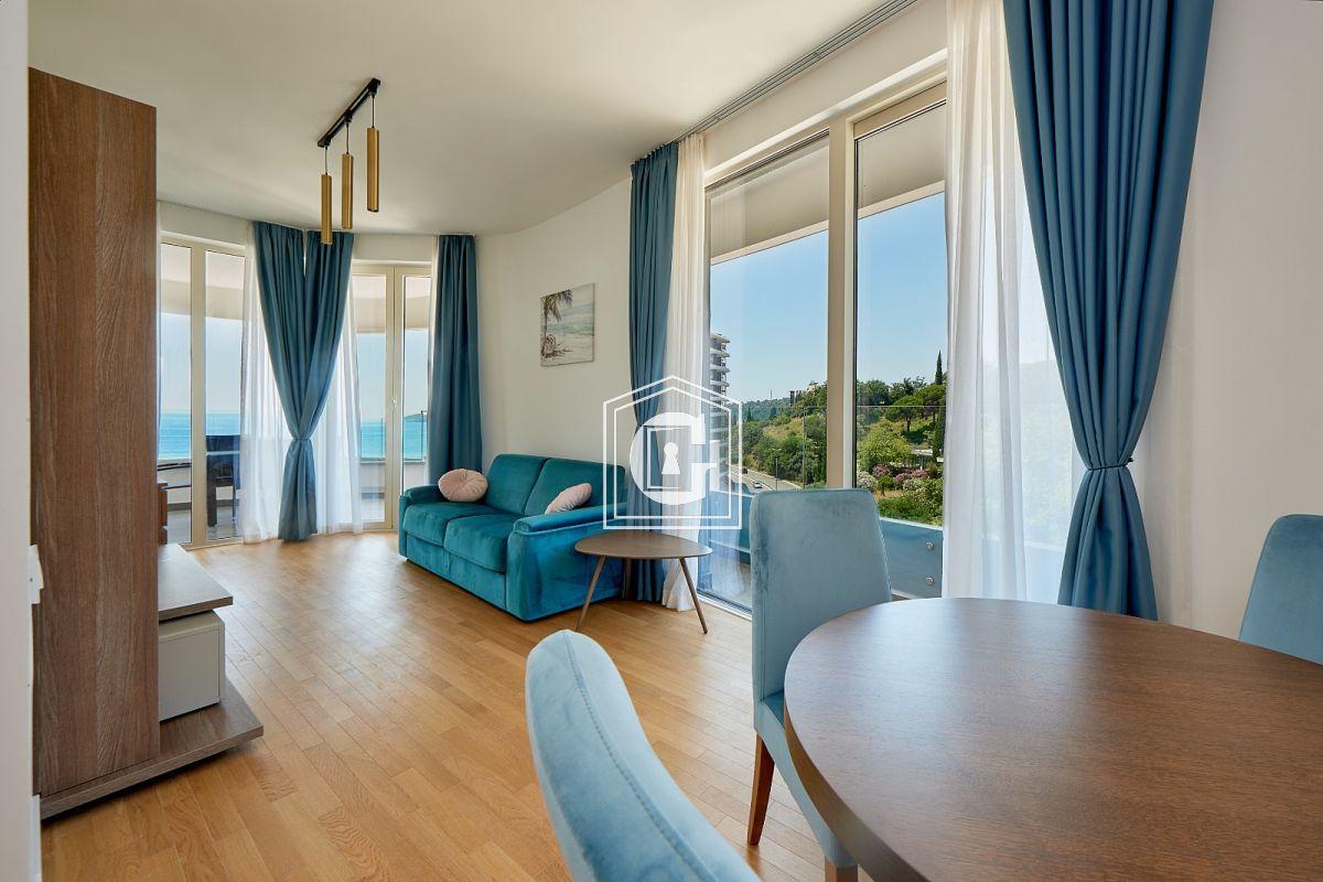 Luxurious apartments by the sea with 1 bedroom and a large terrace!