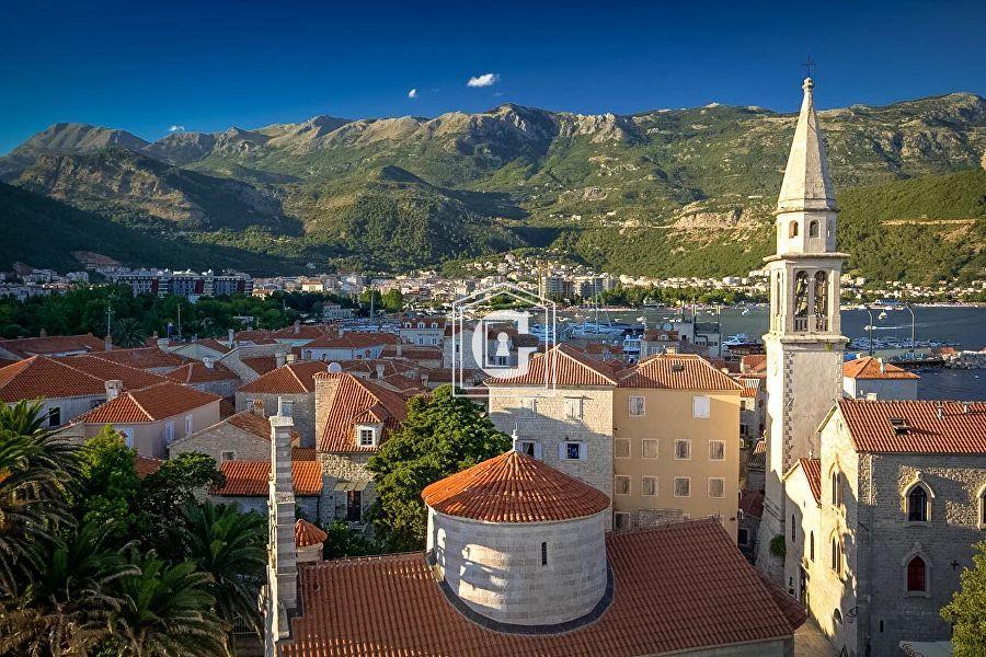 КВАРТИРА С 1й СПАЛЬНЕЙ И ПАНОРАМНЫМ ВИДОМ НА 1й ЛИНИИ У МОРЯ!!!