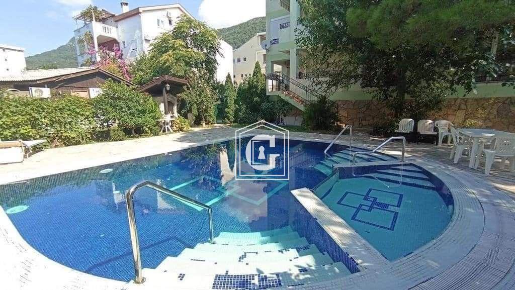 ПРОДАЖА УЮТНОЙ КВАРТИРЫ С БАССЕЙНОМ И ВИДОМ НА ПАРК!