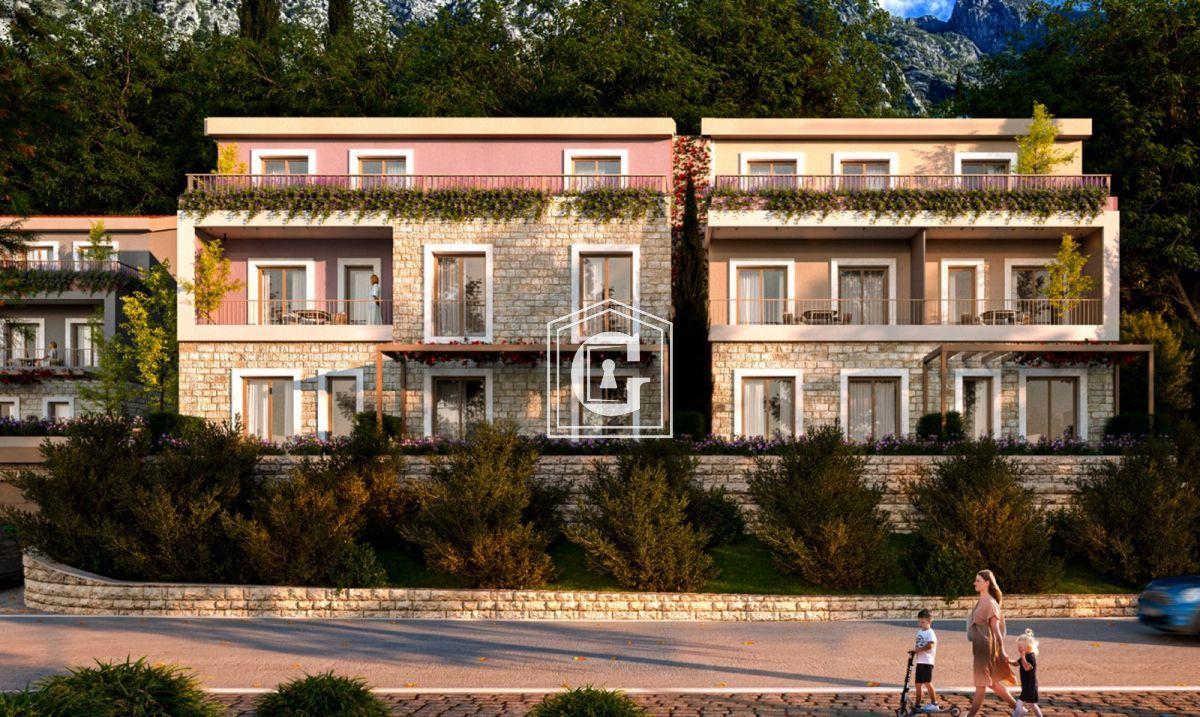 Stan sa 2 spavaće sobe na 50 metara od mora!!!