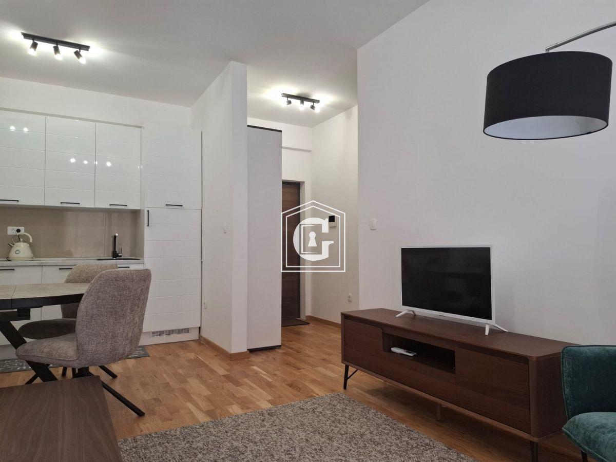 New home! Apartment with 1 bedroom!