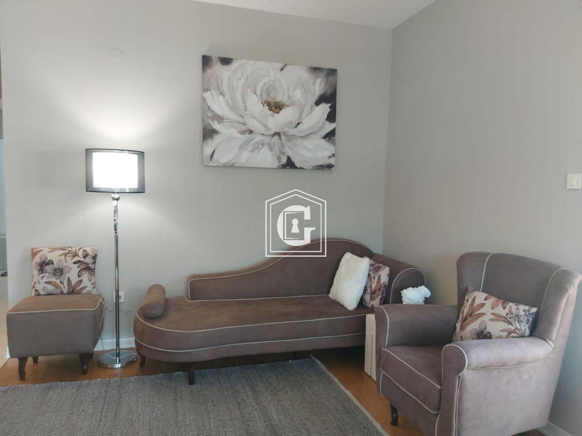 First line! Apartments with 3 bedrooms!