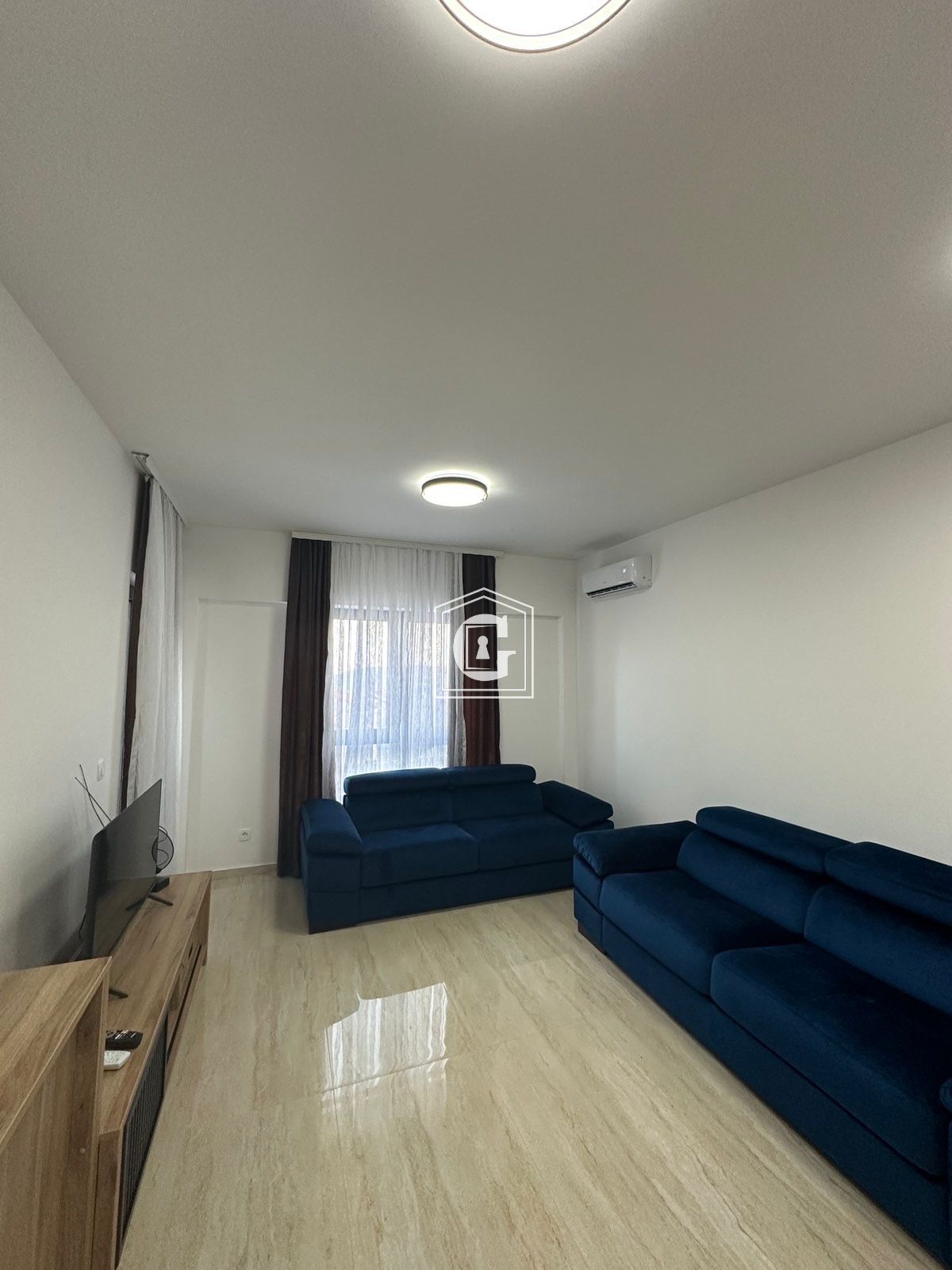 Студија са запањујућим погледом на море!!!