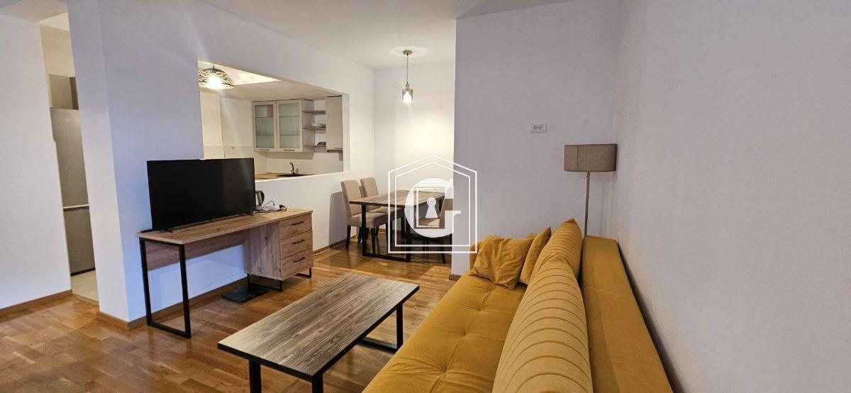 Excellent apartment with 2 bedrooms in the very center of Budva!