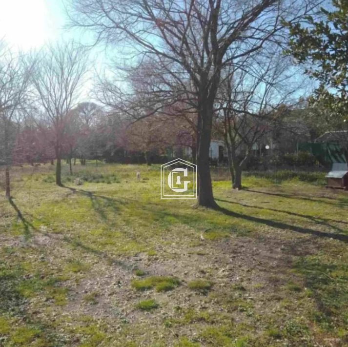 Земельный участок возле мора!!!