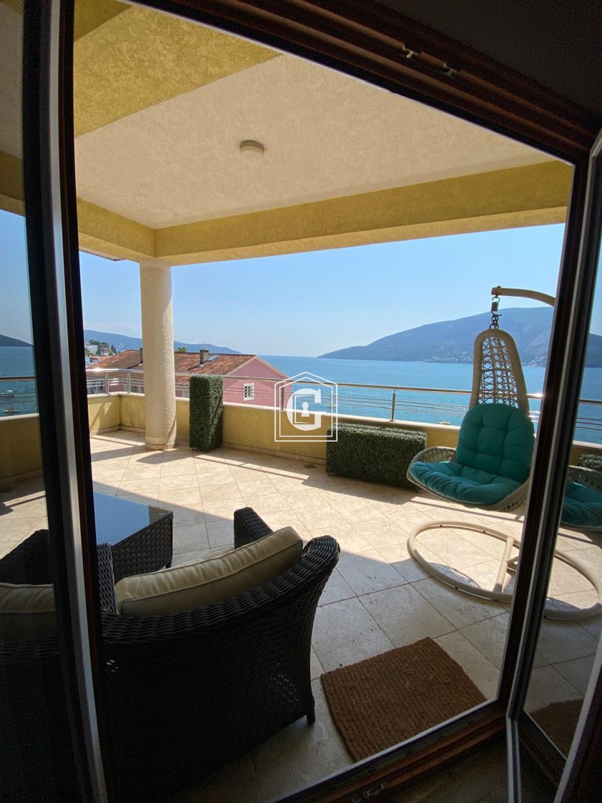 АПАРТАМЕНТЫ С 3мя СПАЛЬНЯМИ НА ПЕРВОЙ ЛИНИИ У МОРЯ!!!