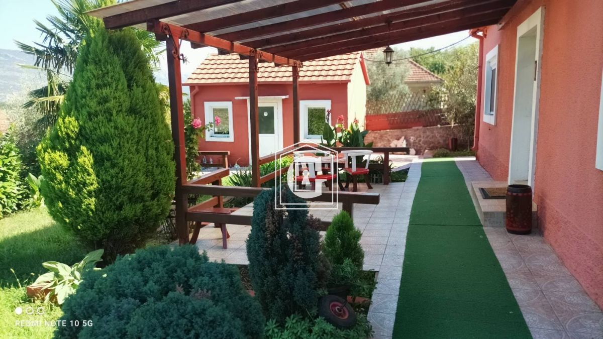 Cozy house by the sea!!!