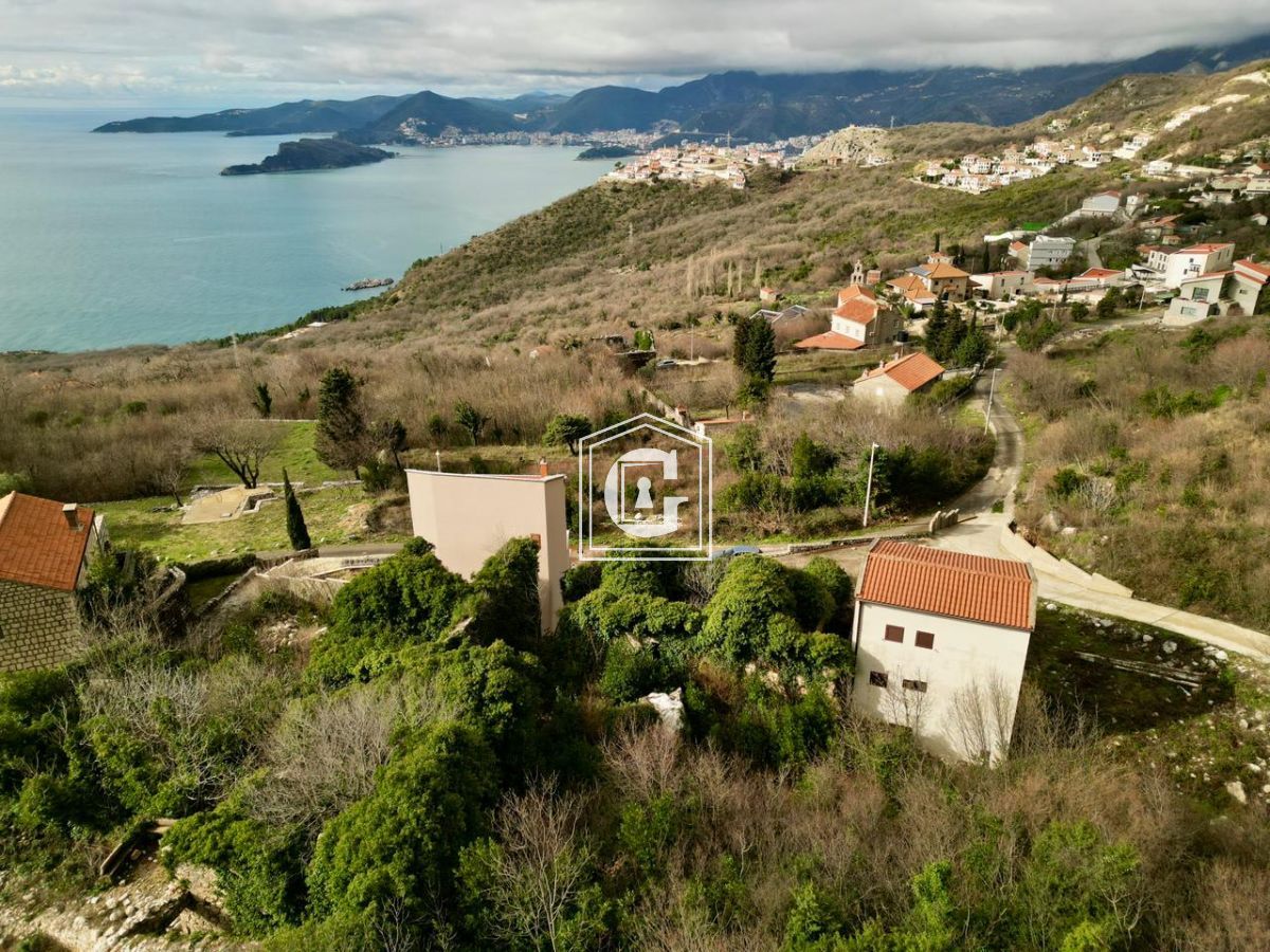 URBANIZOVANA PARCELA SA PANORAMSKIM POGLEDOM NA MORE!!!