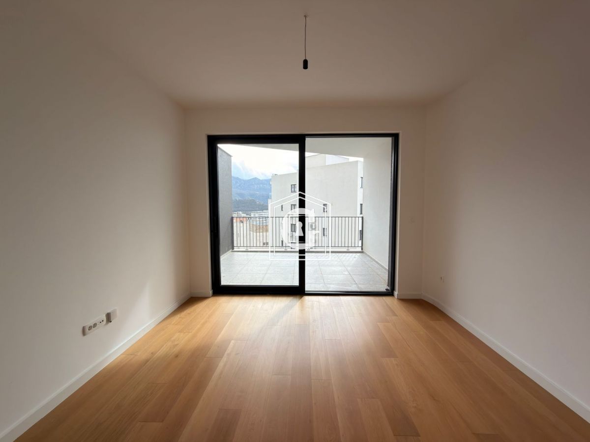 Stan sa 1 spavaćom sobinom u stambenom kompleksu „Premium“!!!