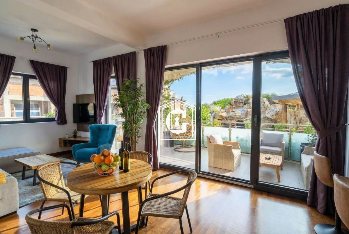 Stan sa 2 spavaće sobe u premium stambenom kompleksu!!!