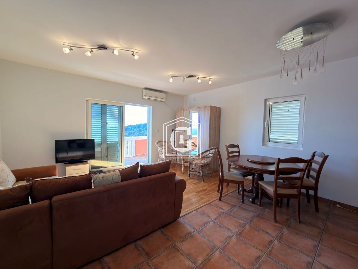 Apartment with 1 bedroom and panoramic sea view!!!